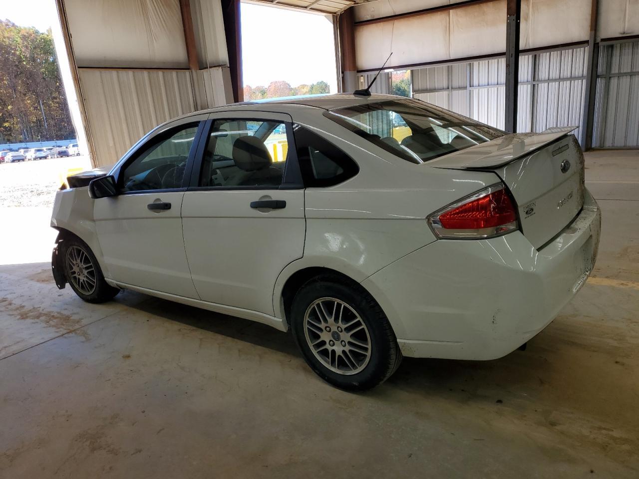 2011 Ford Focus Se - Image 2