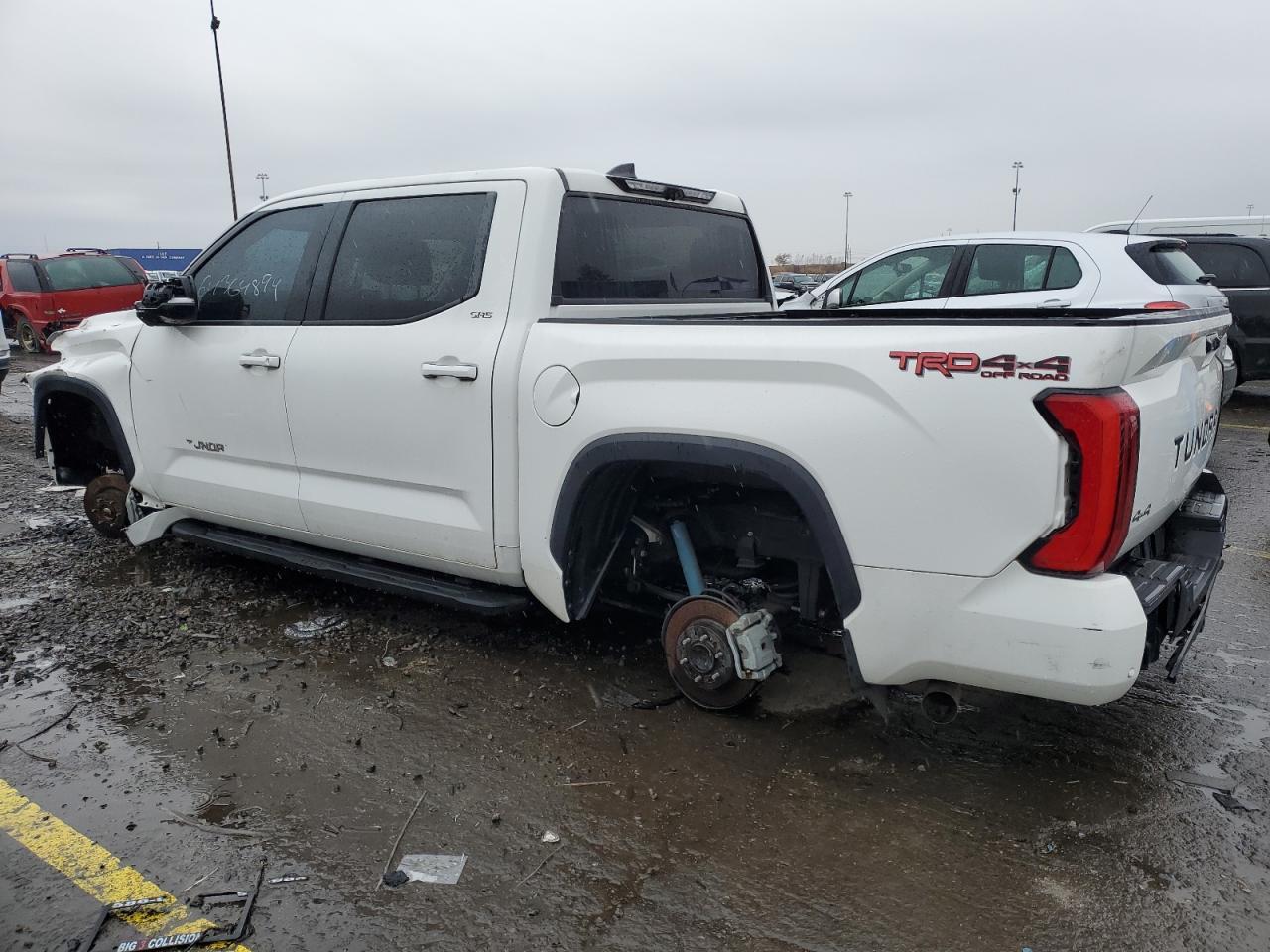 2022 Toyota Tundra Crewmax Sr - Фото 2