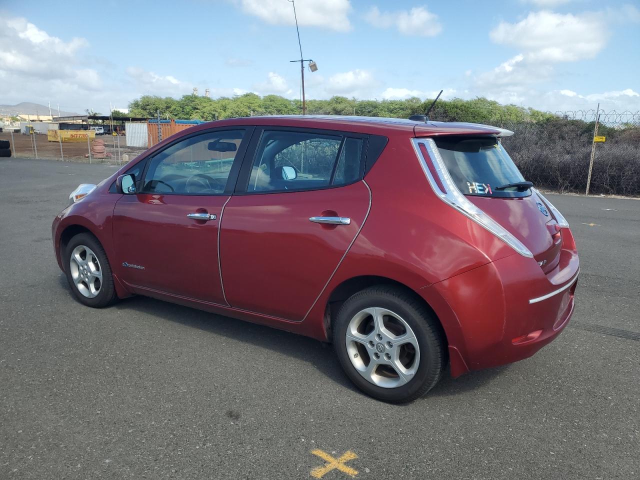 2015 Nissan Leaf S - Фото 2