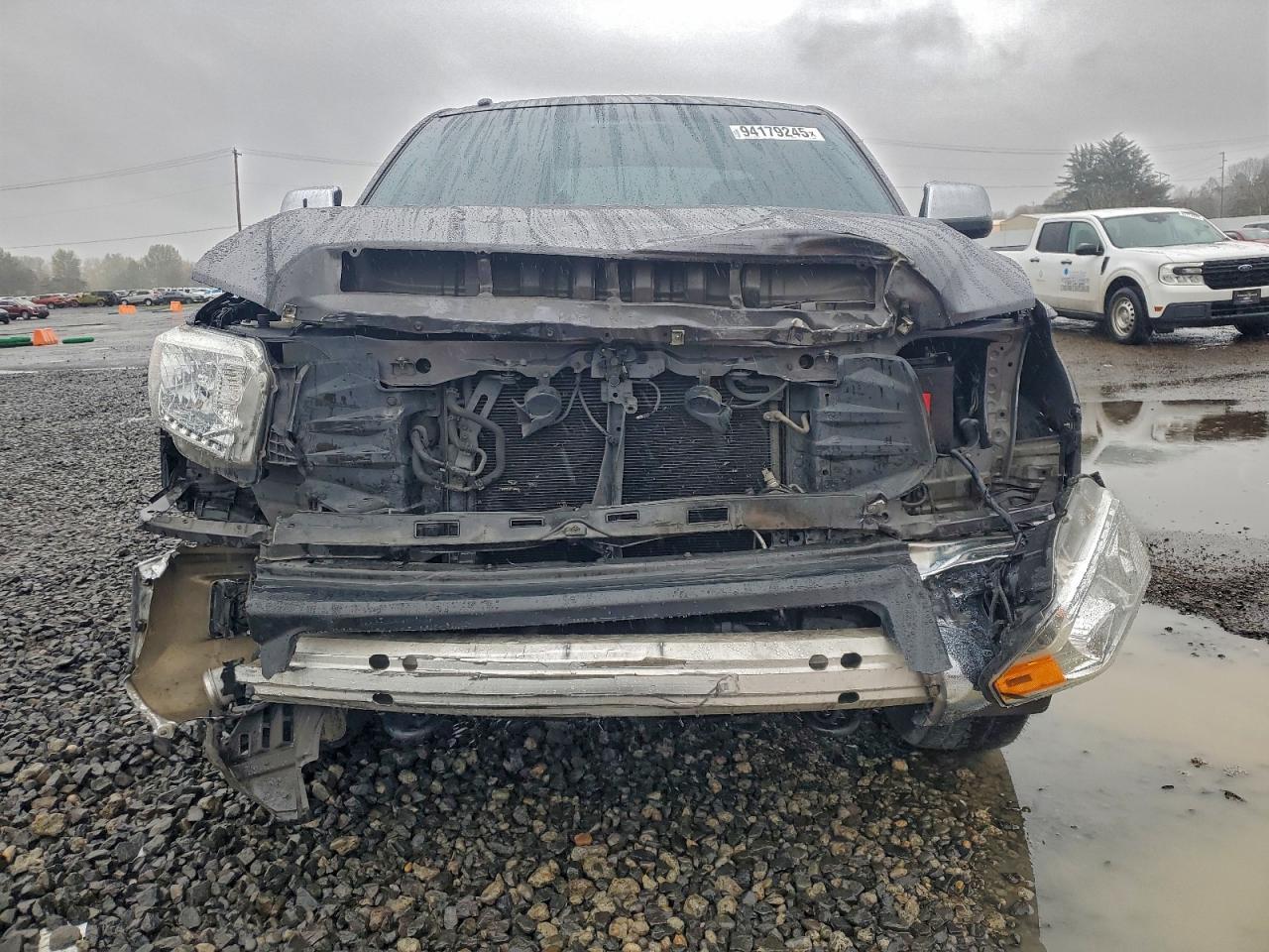 2016 Toyota Tundra Crewmax Limited - Image 5