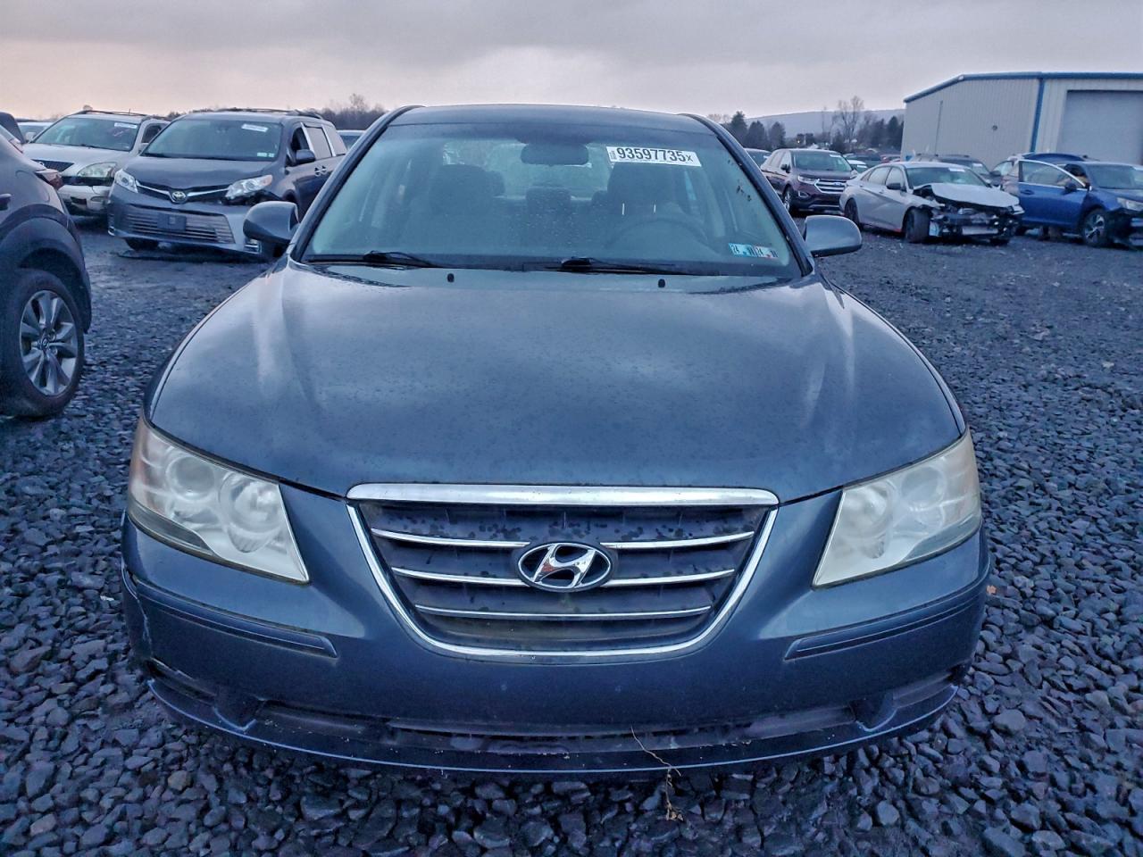 2009 Hyundai Sonata - Image 5