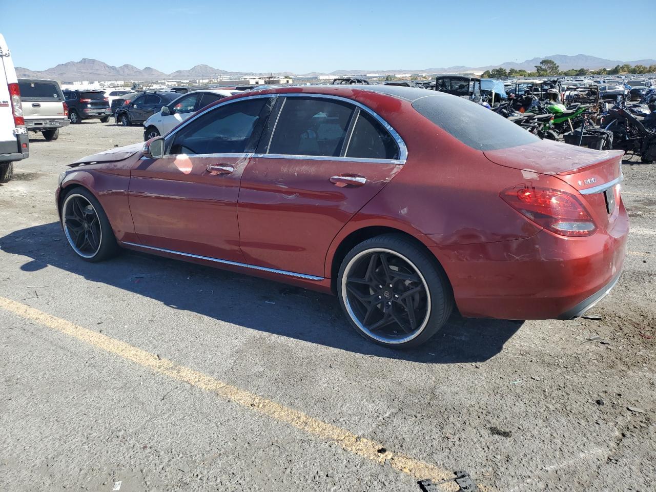 2016 Mercedes-Benz C 300 - Фото 2