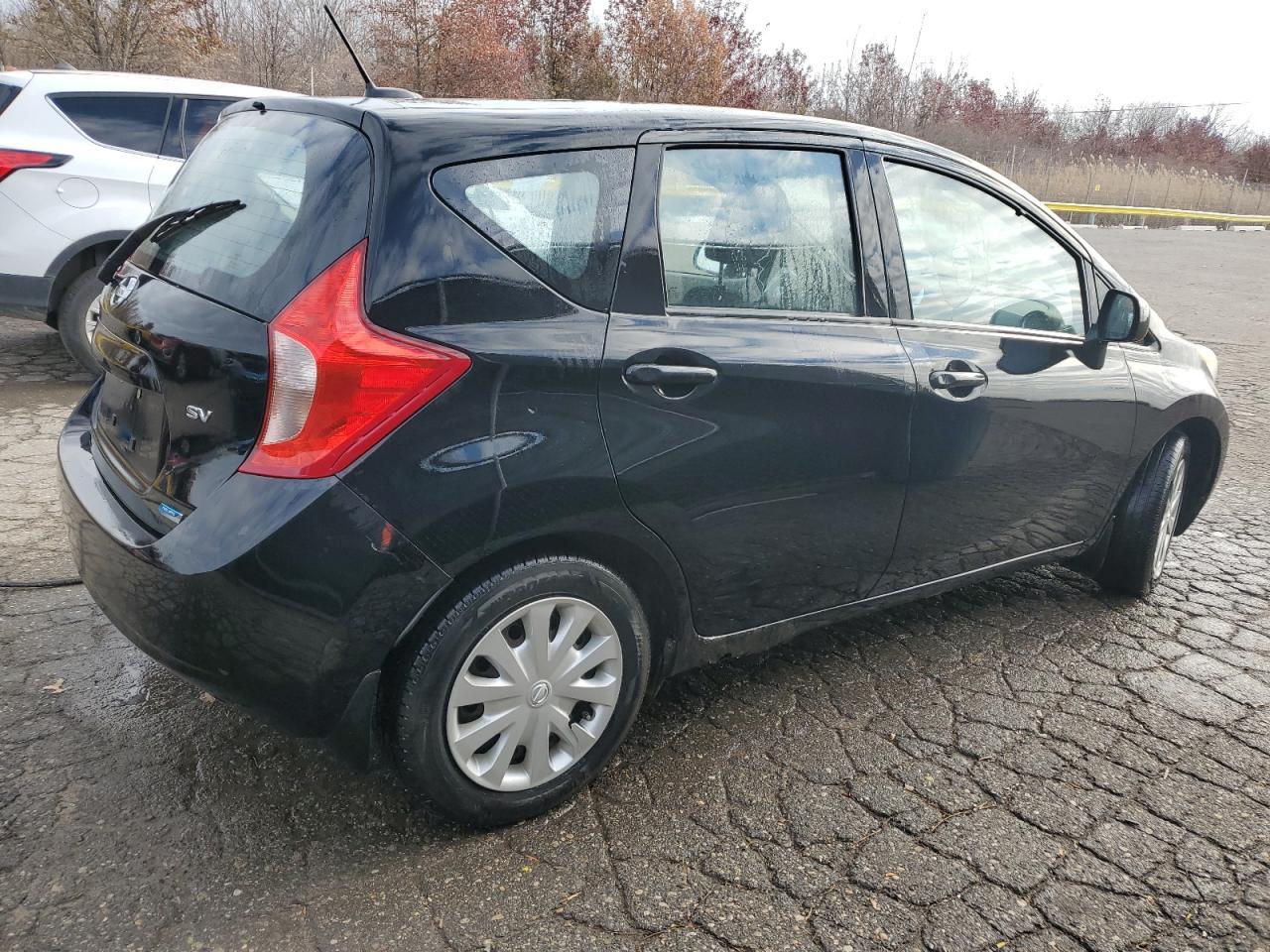 2014 Nissan Versa Note S - Фото 3