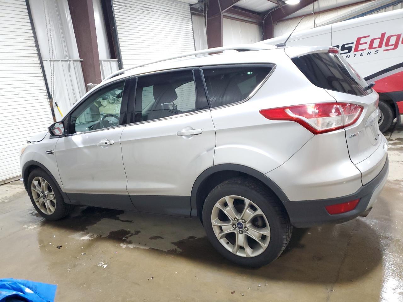 2014 Ford Escape Titanium - Фото 2