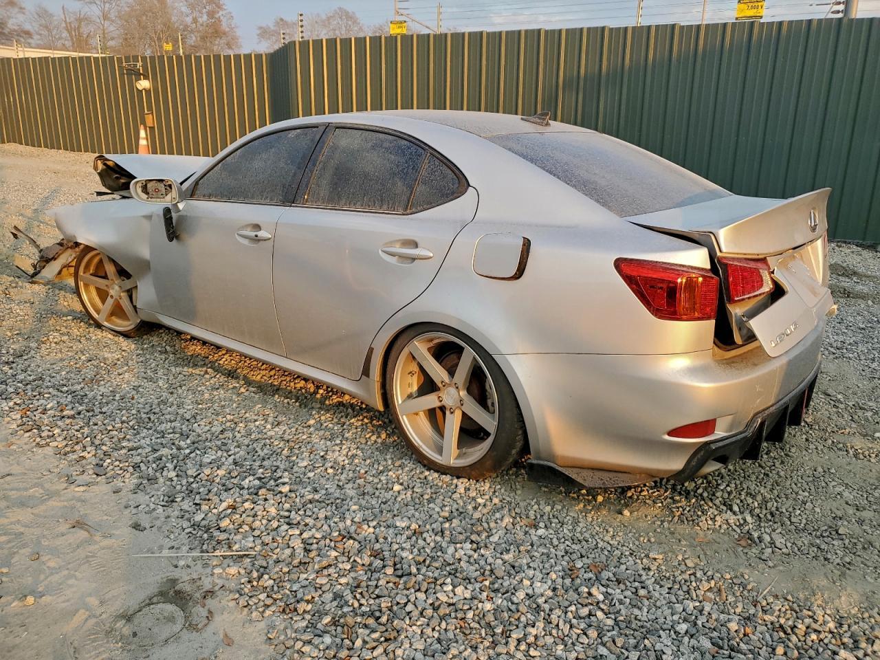2010 Lexus Is 350 - Image 2
