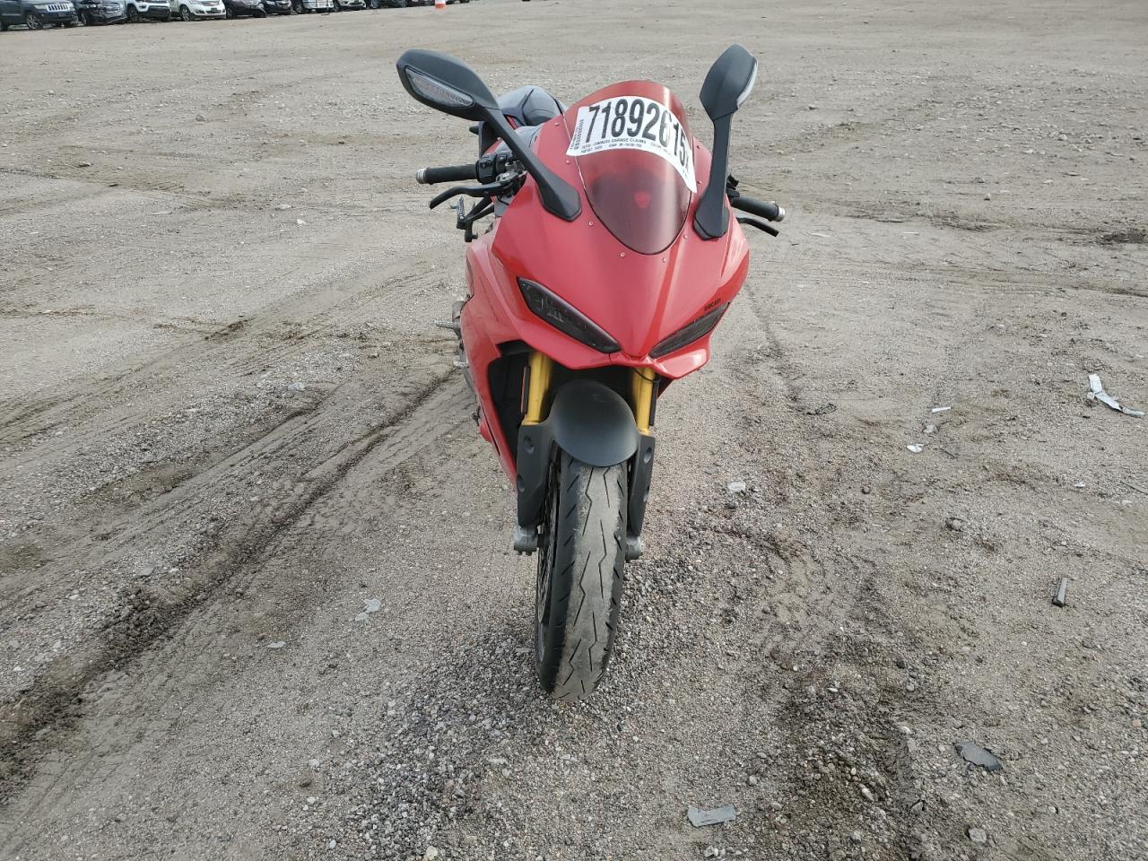 2025 Ducati Panigale V2 - Фото 2