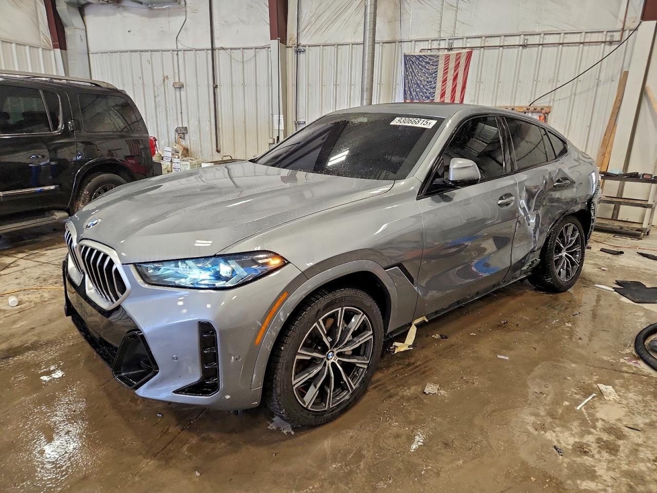 2024 BMW X6 xDrive40I