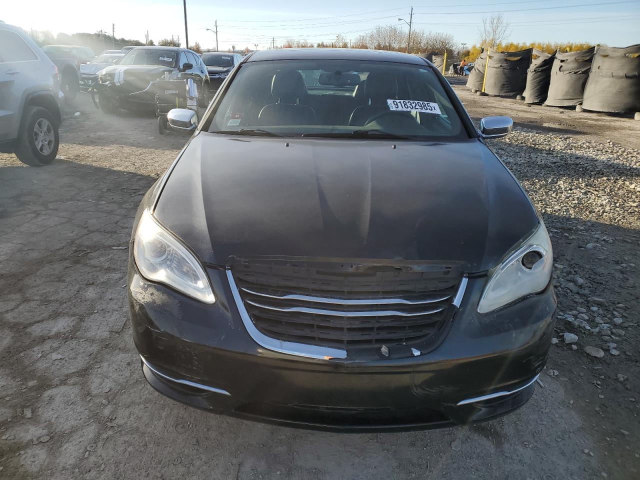 2013 Chrysler 200 Limited - Image 5