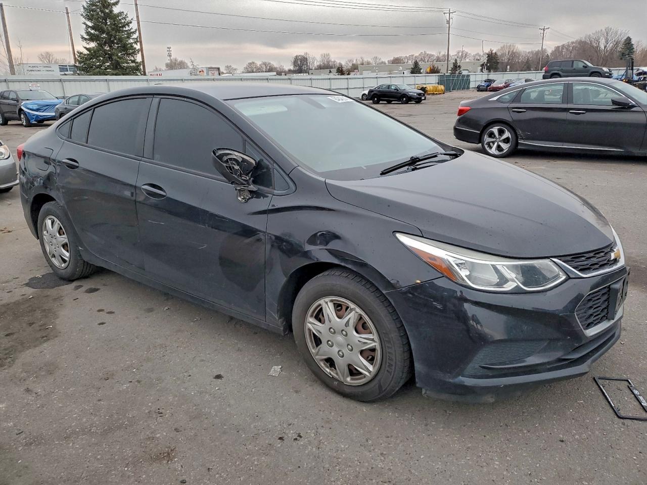 2018 Chevrolet Cruze Ls - Фото 4