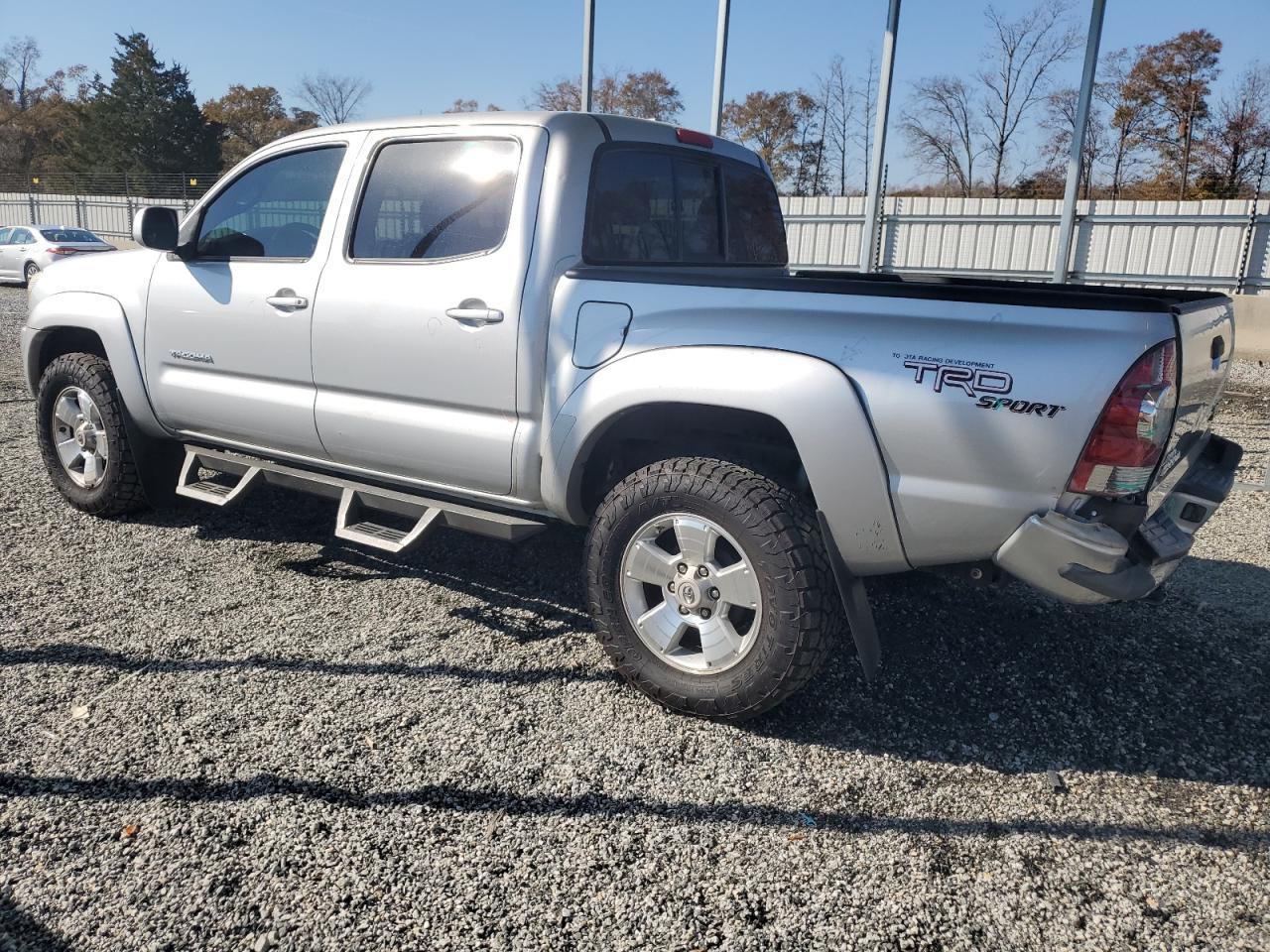 2010 Toyota Tacoma Prerunner V6 - Фото 2