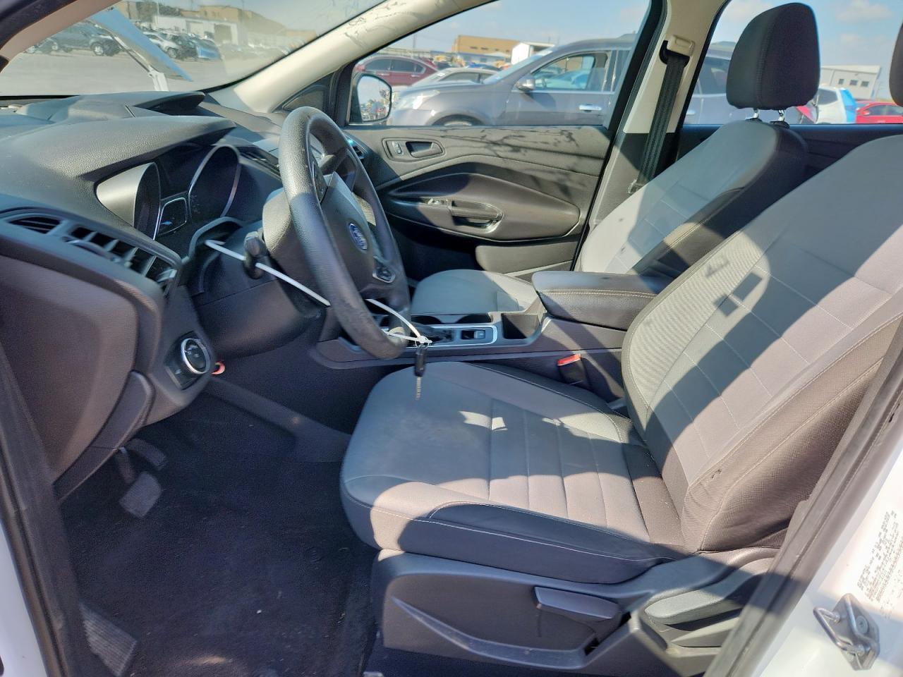 2017 Ford Escape S - Фото 7