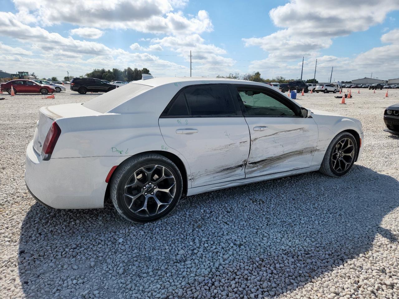 2018 Chrysler 300 S - Image 3