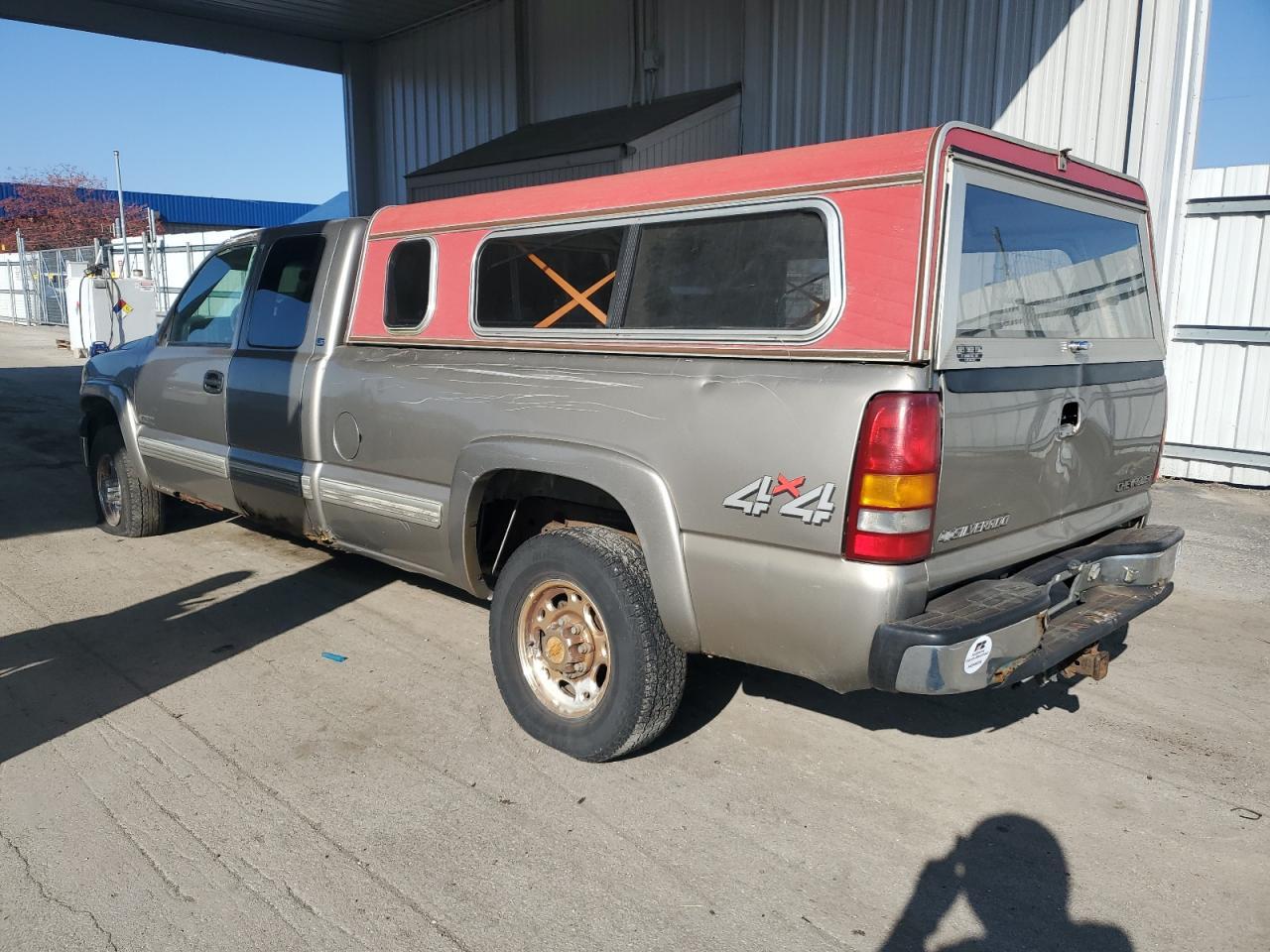 2000 Chevrolet Silverado K2500 - Фото 2