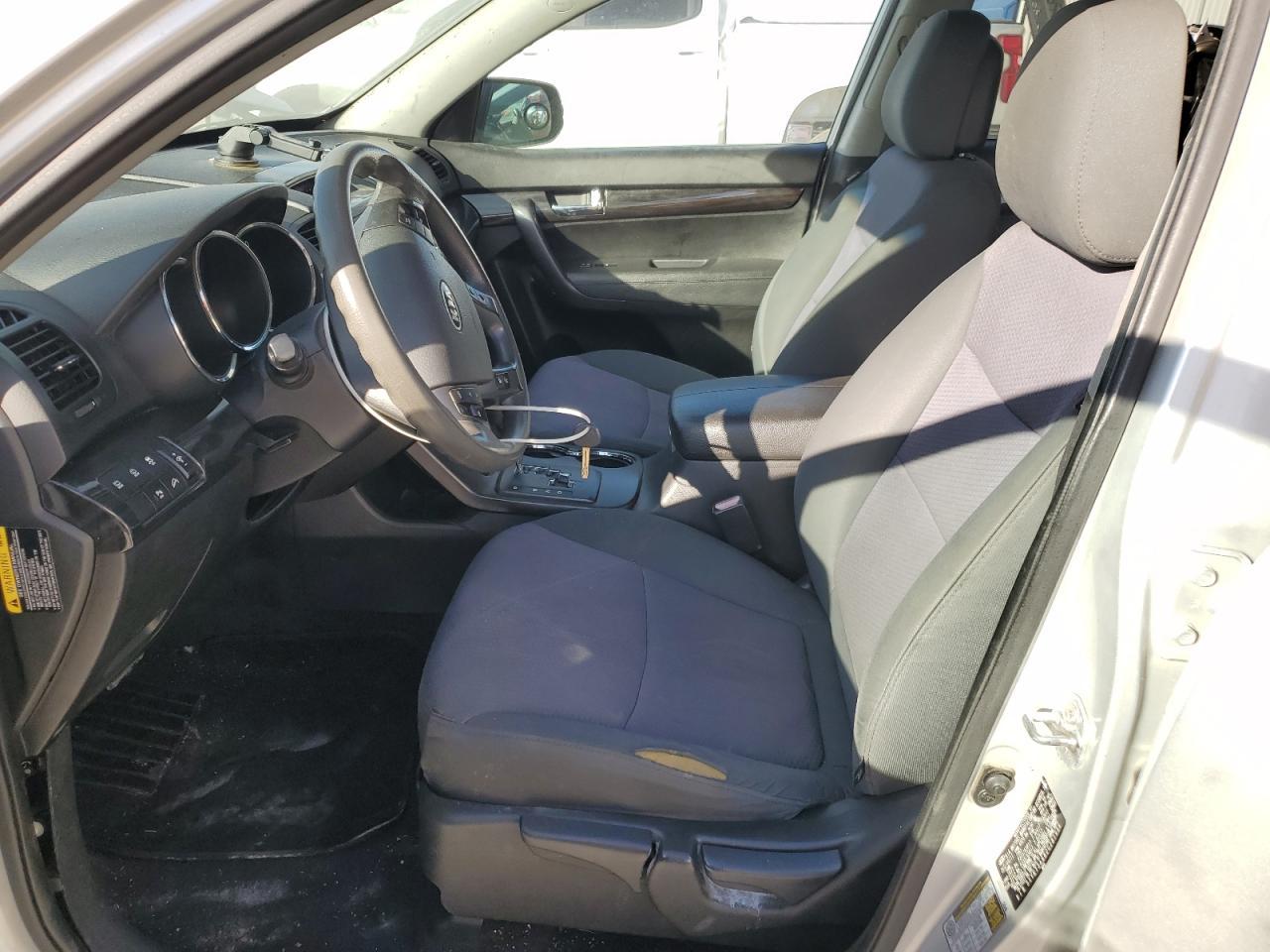 2012 Kia Sorento Base - Фото 7