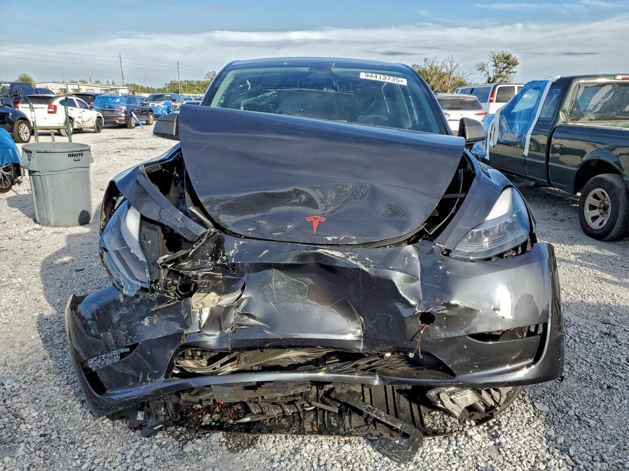 2024 Tesla Model Y - Image 5