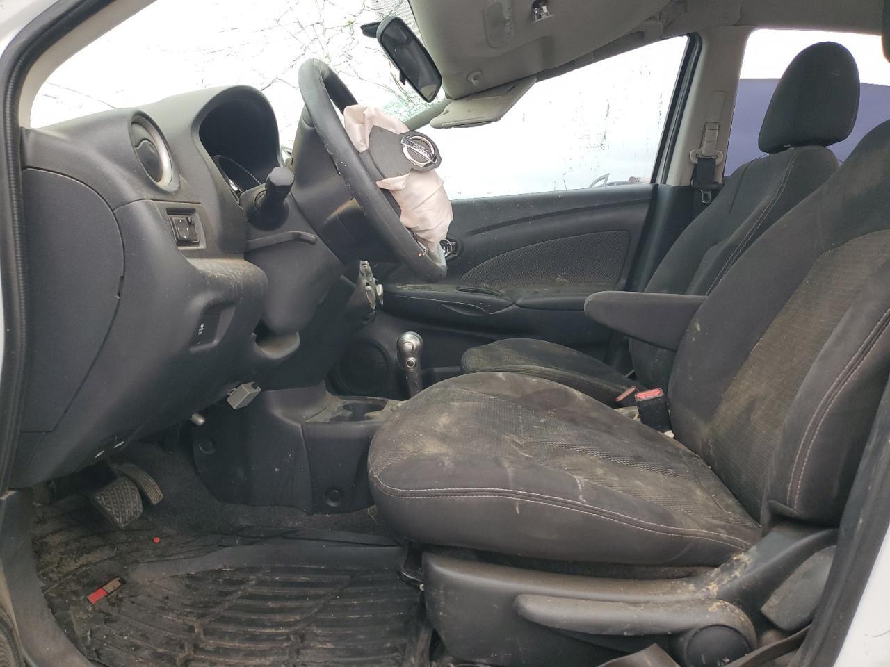 2014 Nissan Versa S - Фото 7