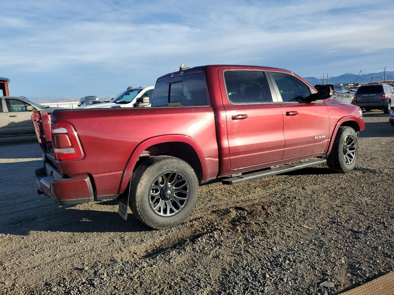 2019 Ram 1500 Laramie - Фото 3