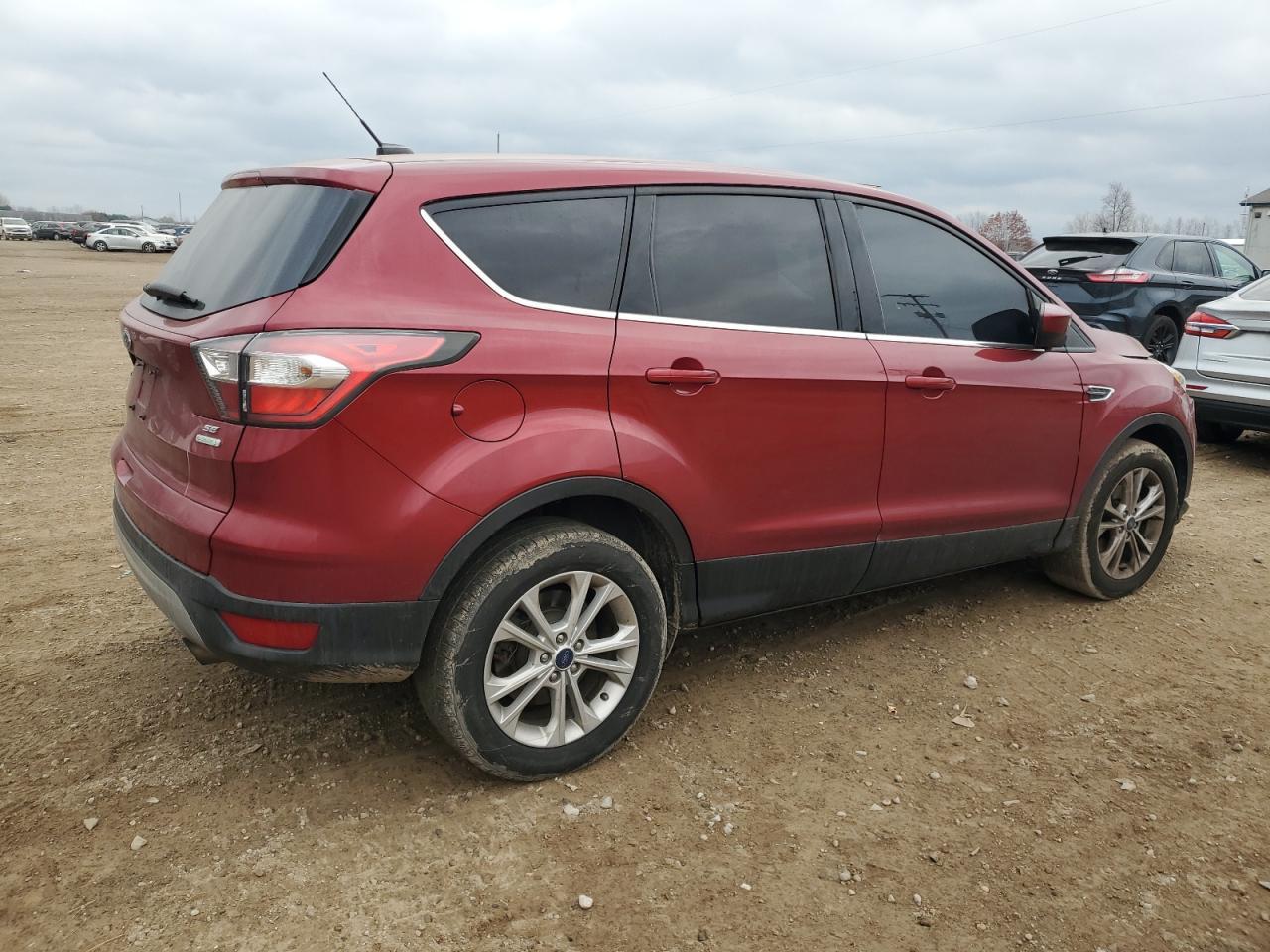 2017 Ford Escape Se - Фото 3