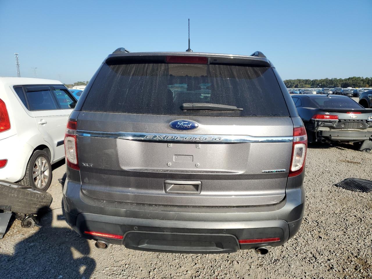 2014 Ford Explorer Xlt - Фото 6