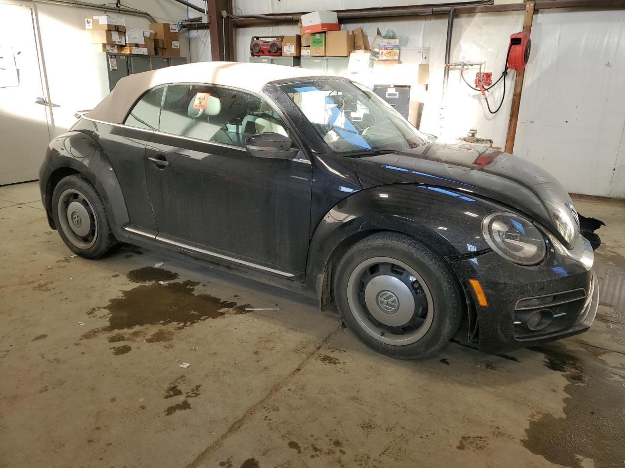 2018 Volkswagen Beetle S - Image 4