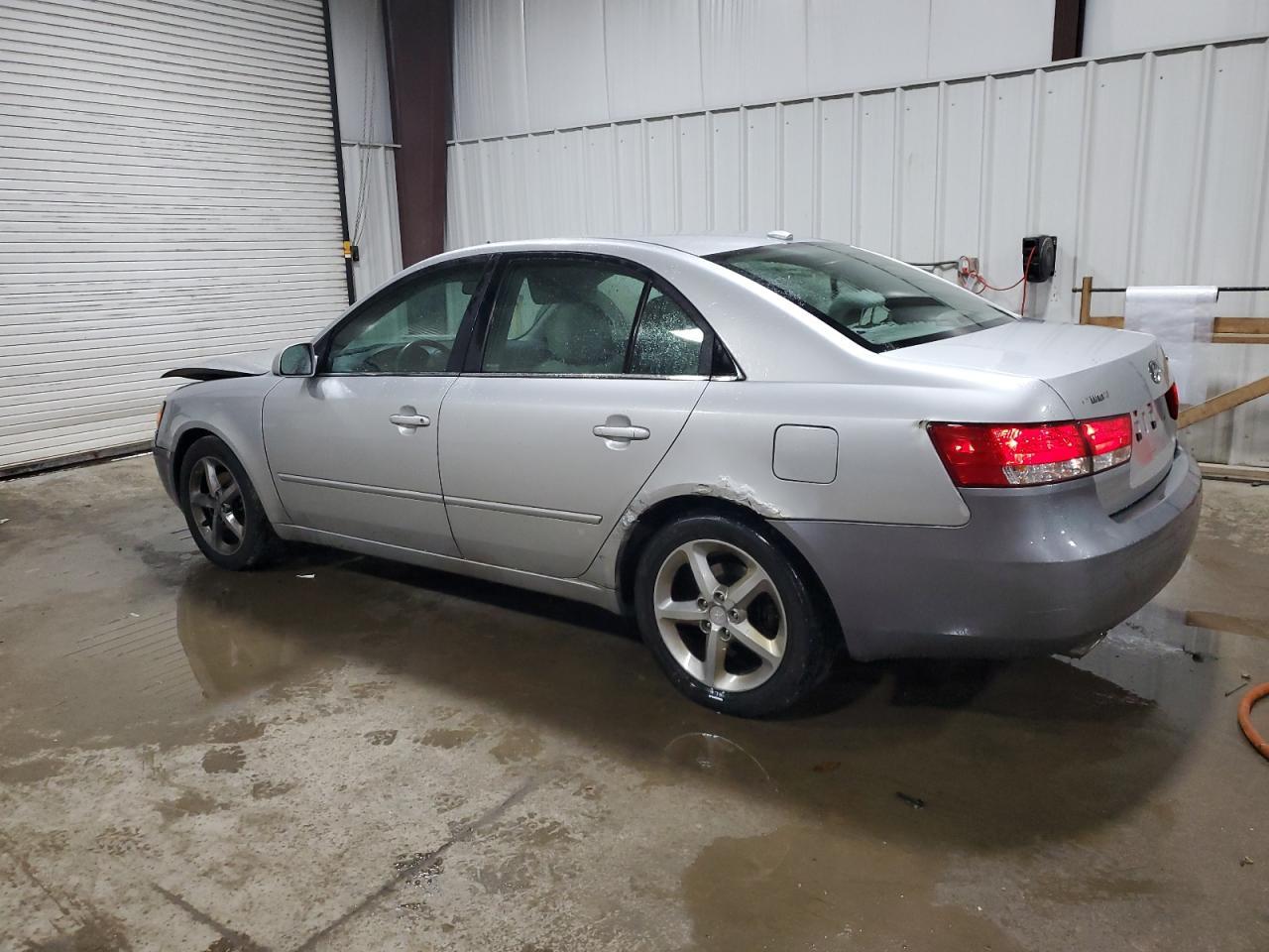 2007 Hyundai Sonata Se - Image 2
