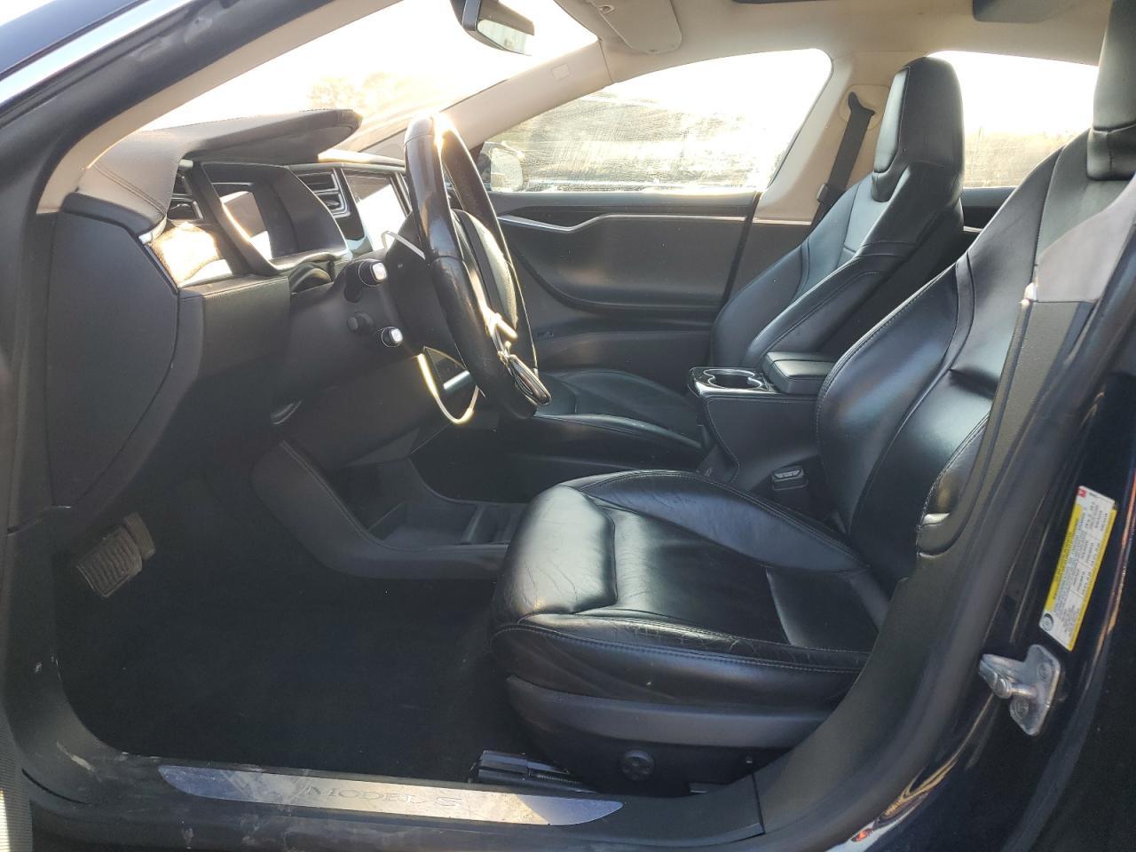 2015 Tesla Model S 85D - Image 7