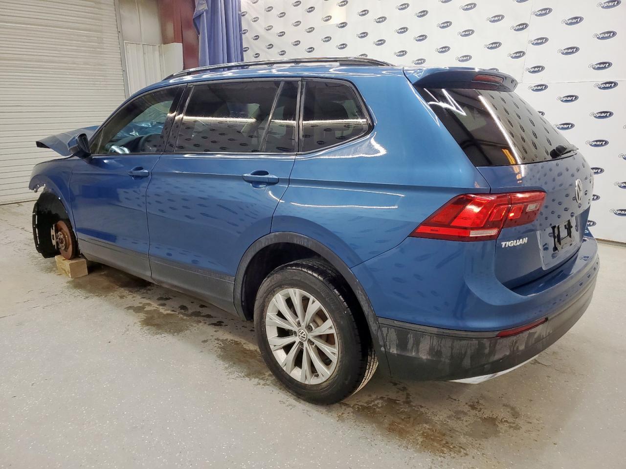 2018 Volkswagen Tiguan - Фото 2