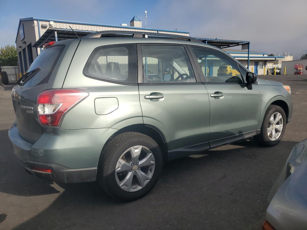 2015 Subaru Forester 2.5I - Image 3