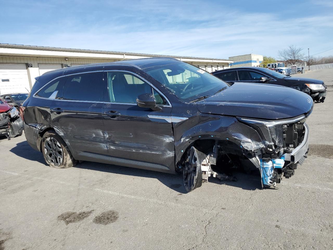 2025 Kia Sorento S - Фото 4