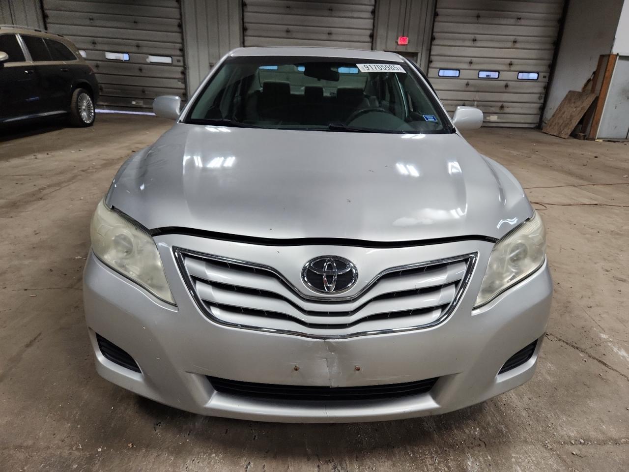 2010 Toyota Camry Base - Фото 5