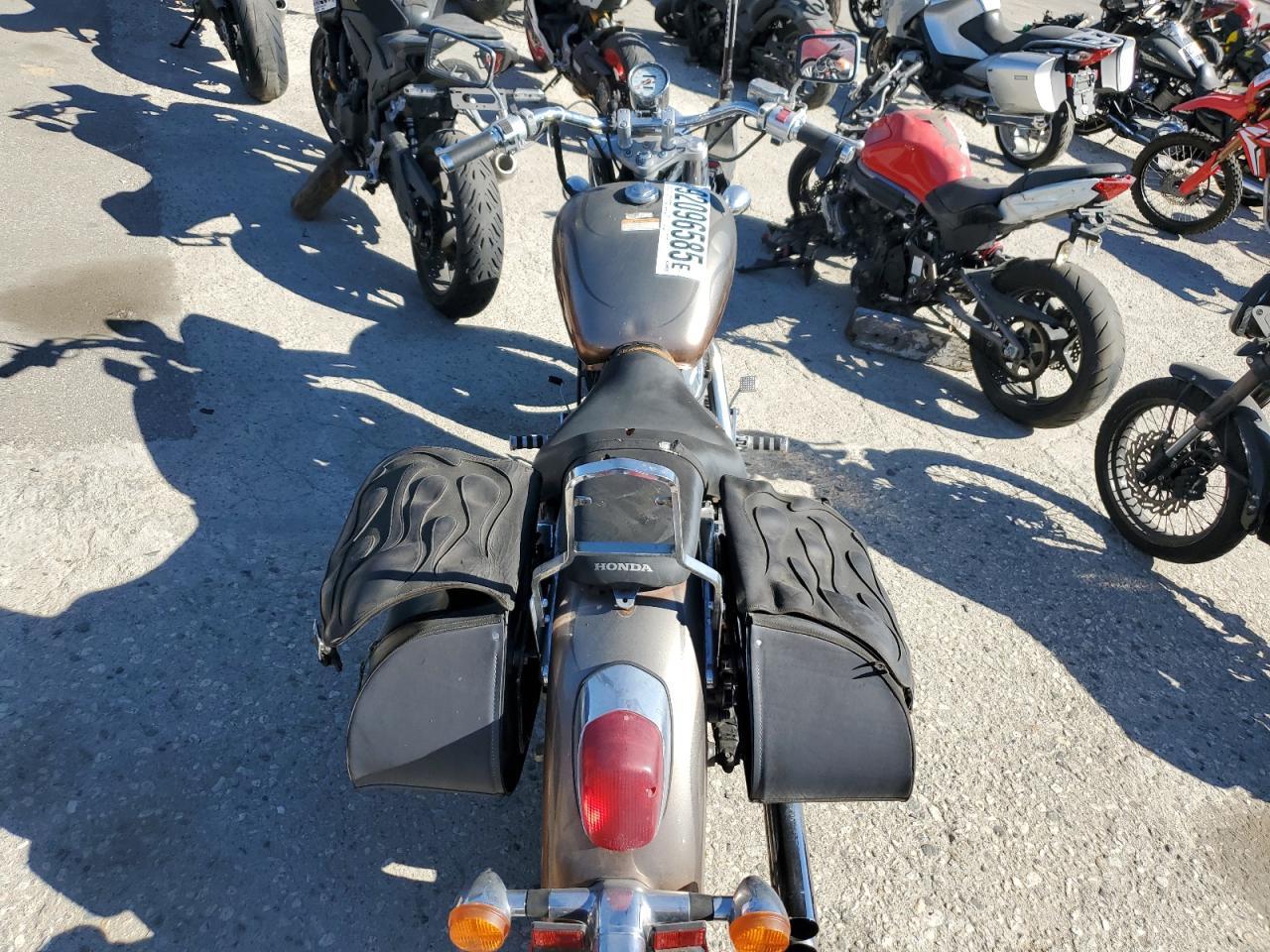 2006 Honda Vt1100 C2 - Image 6