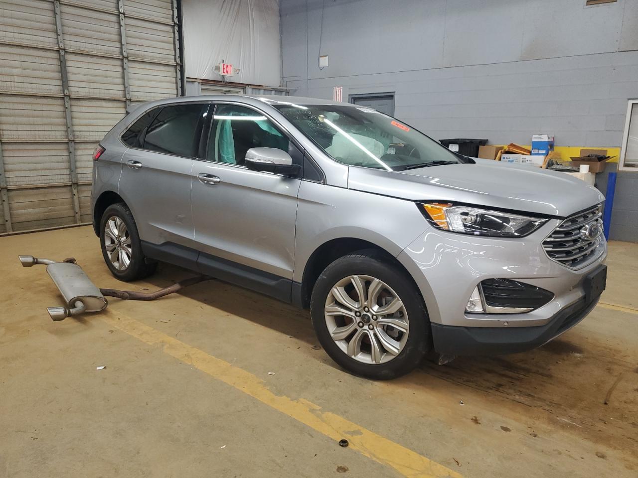 2023 Ford Edge Titanium - Фото 4