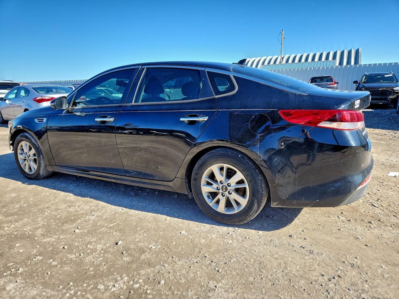 2018 Kia Optima Lx - Фото 2
