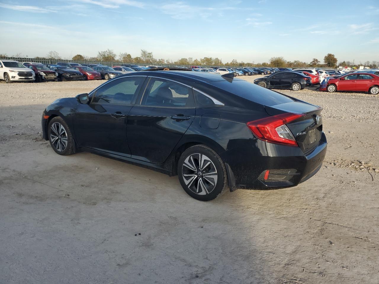 2017 Honda Civic Ex - Фото 2