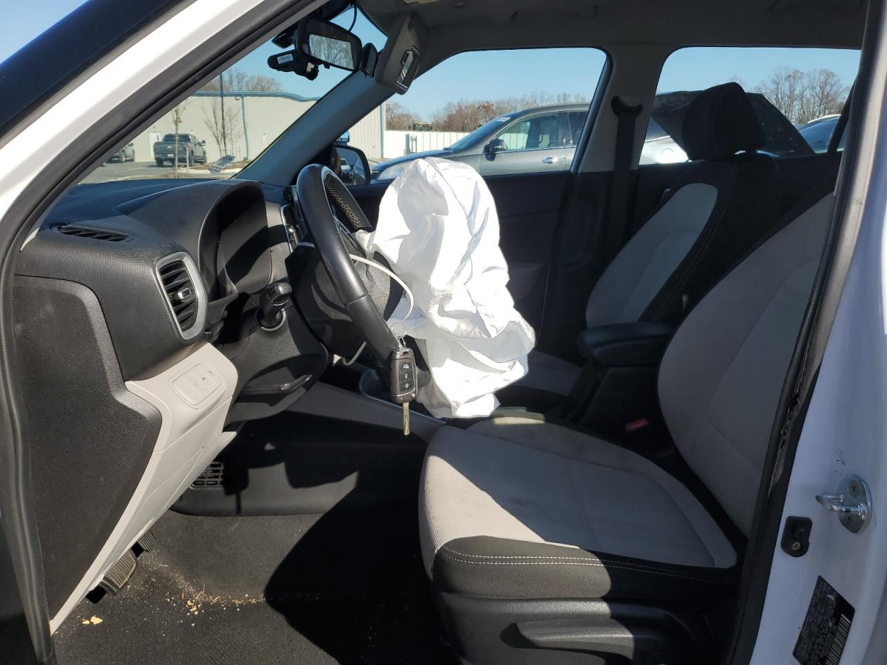 2021 Hyundai Venue Sel - Image 7