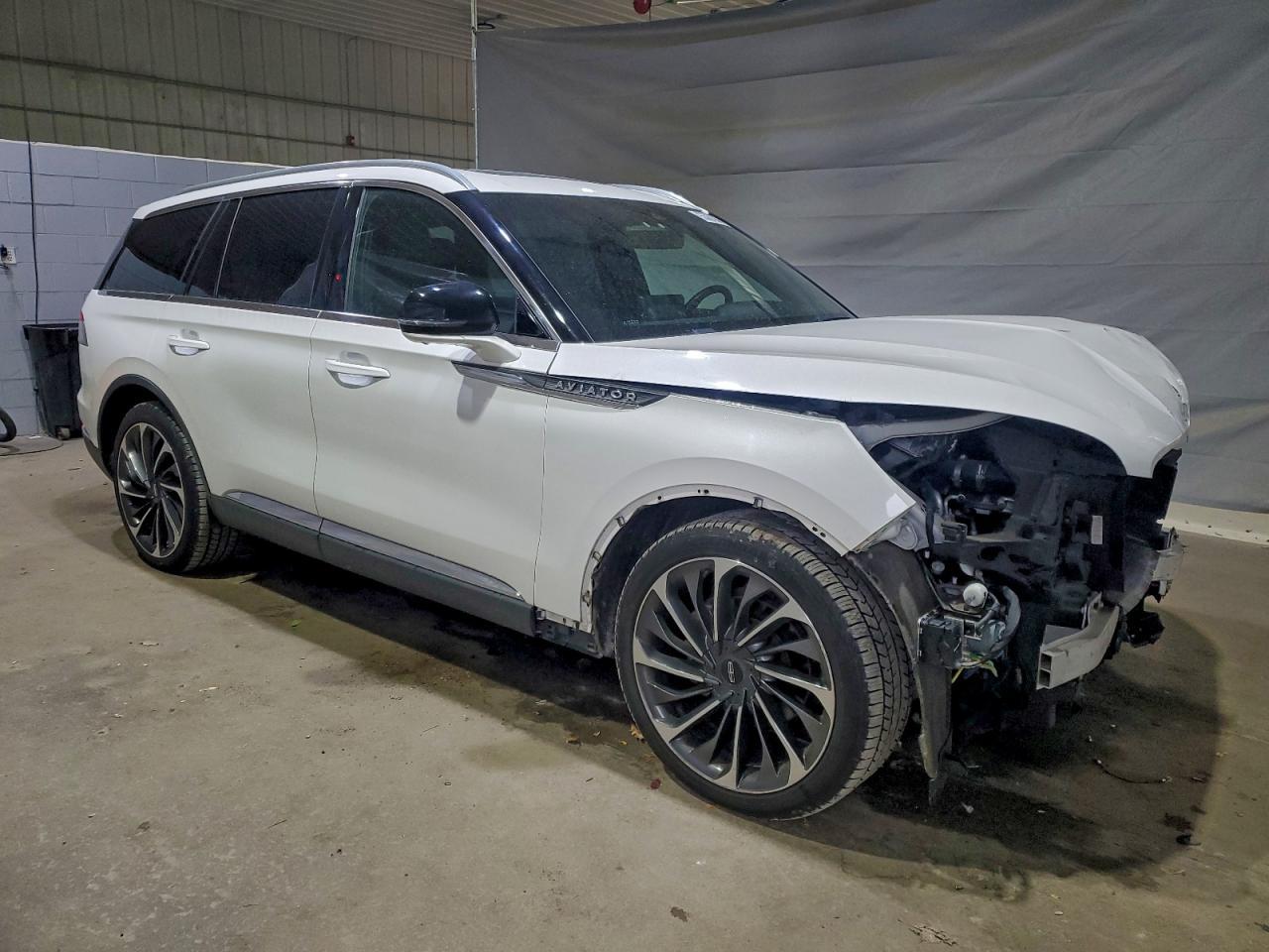 2020 Lincoln Aviator Reserve - Image 4