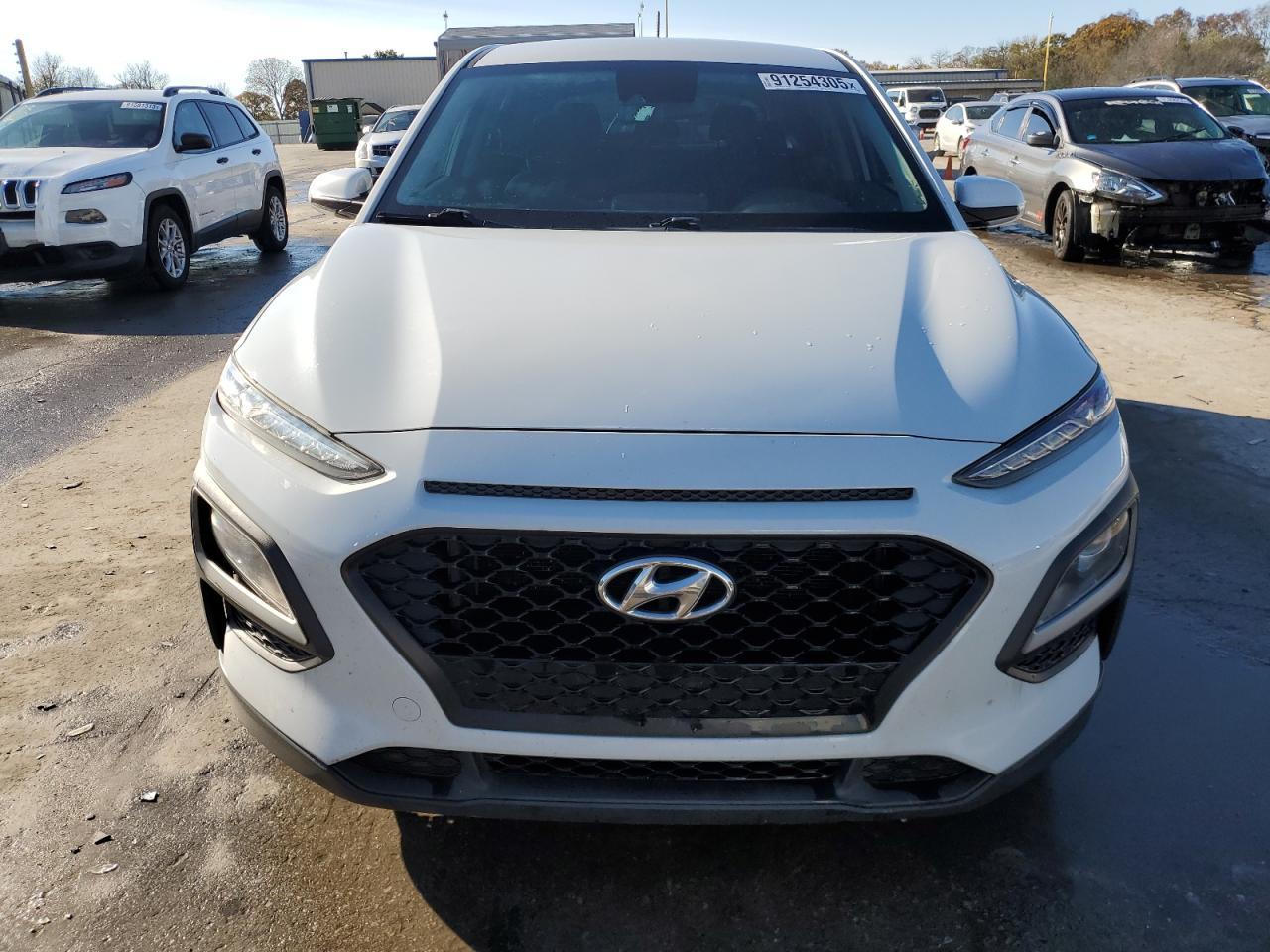 2020 Hyundai Kona Se - Фото 5
