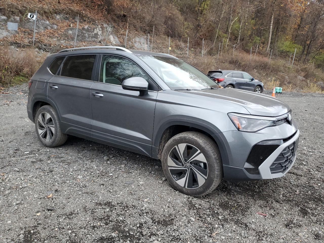 2025 Volkswagen Taos Se - Фото 4