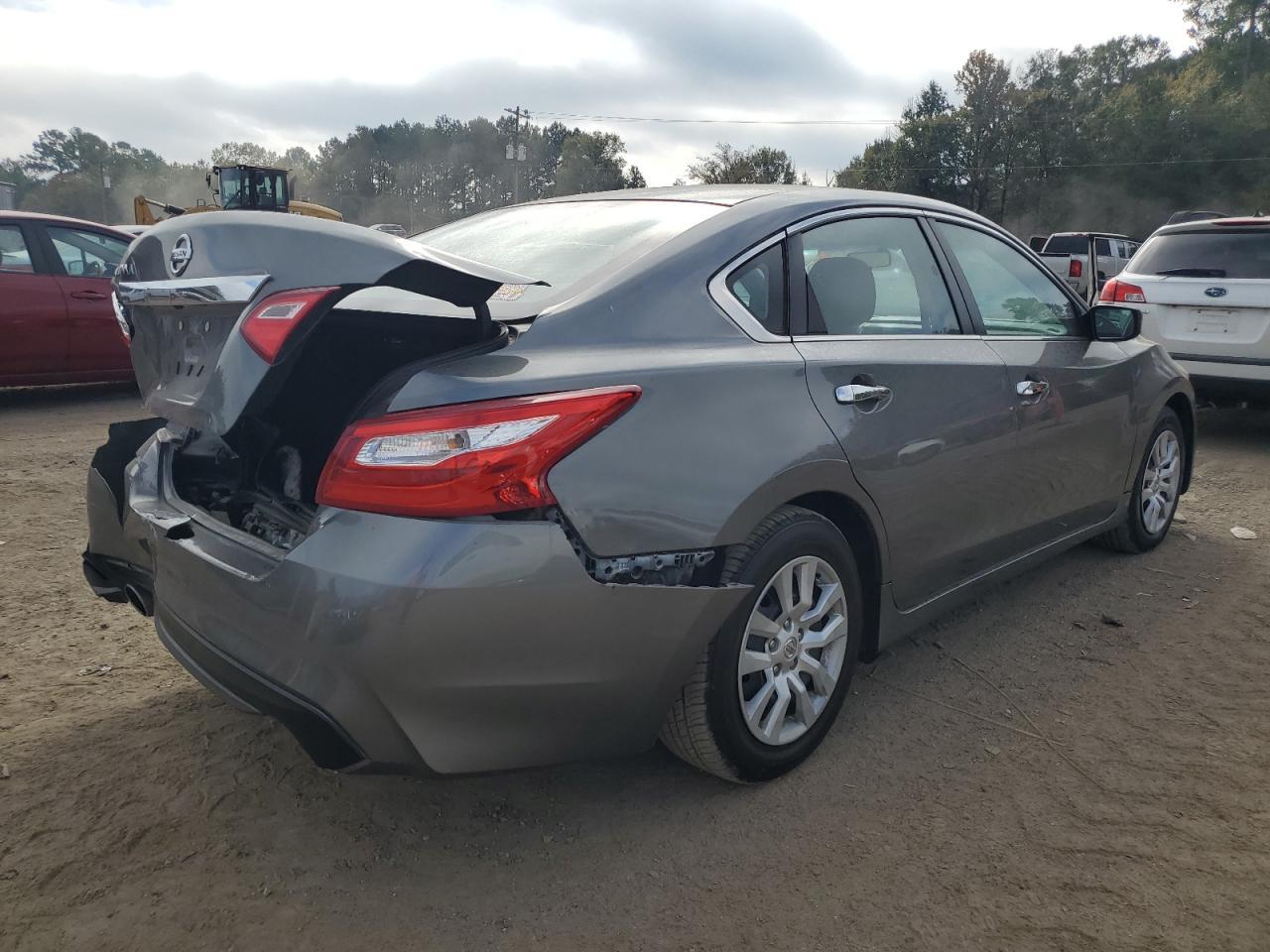 2017 Nissan Altima 2.5 - Фото 3