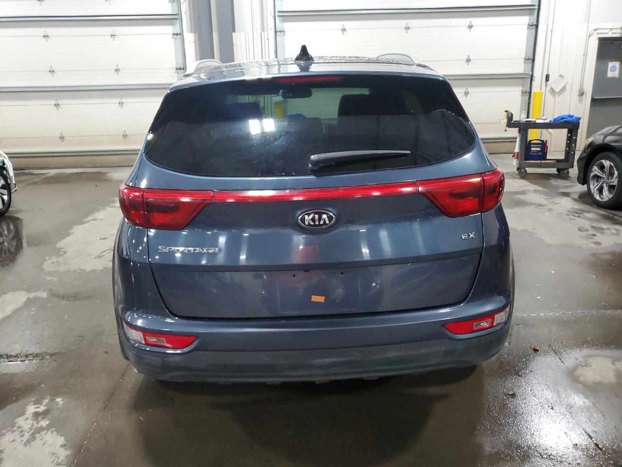 2017 Kia Sportage Ex - Image 6