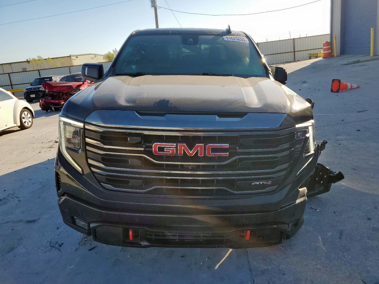 2023 GMC Sierra K1500 At4 - Фото 5