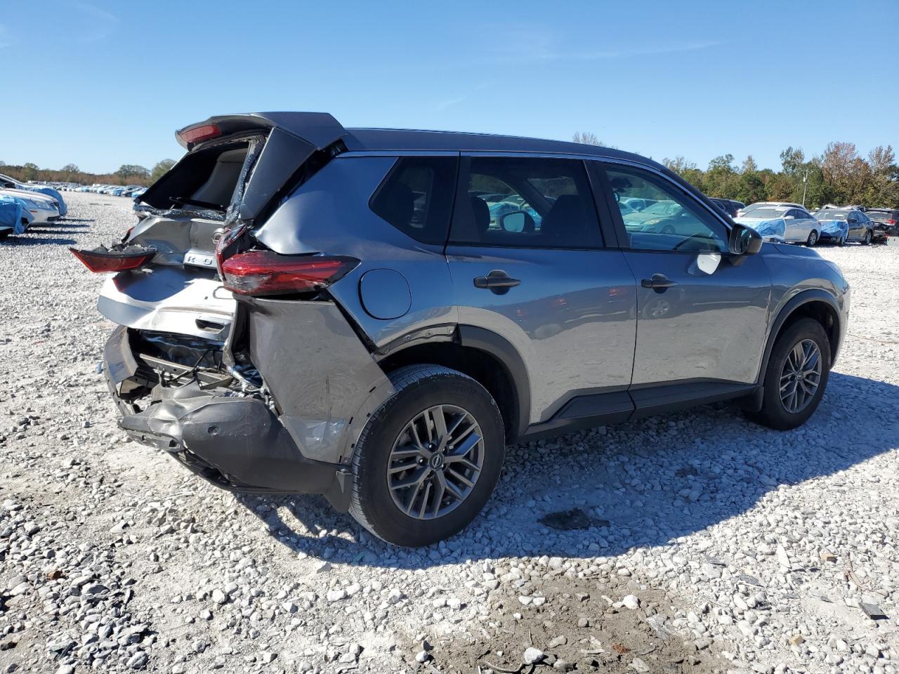 2023 Nissan Rogue S - Фото 3