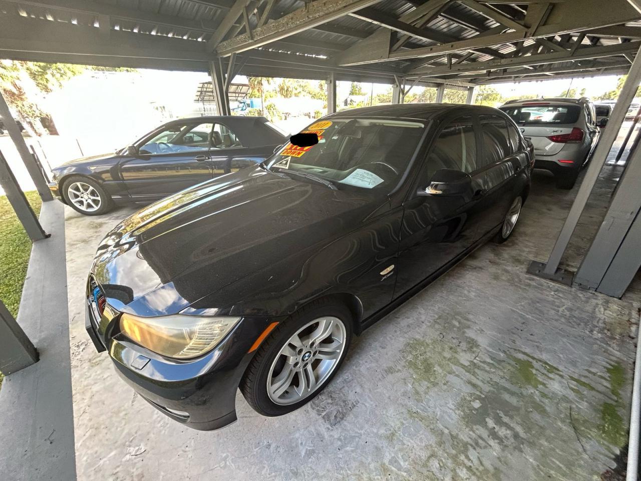 2011 BMW 328 Xi Sulev - Image 2