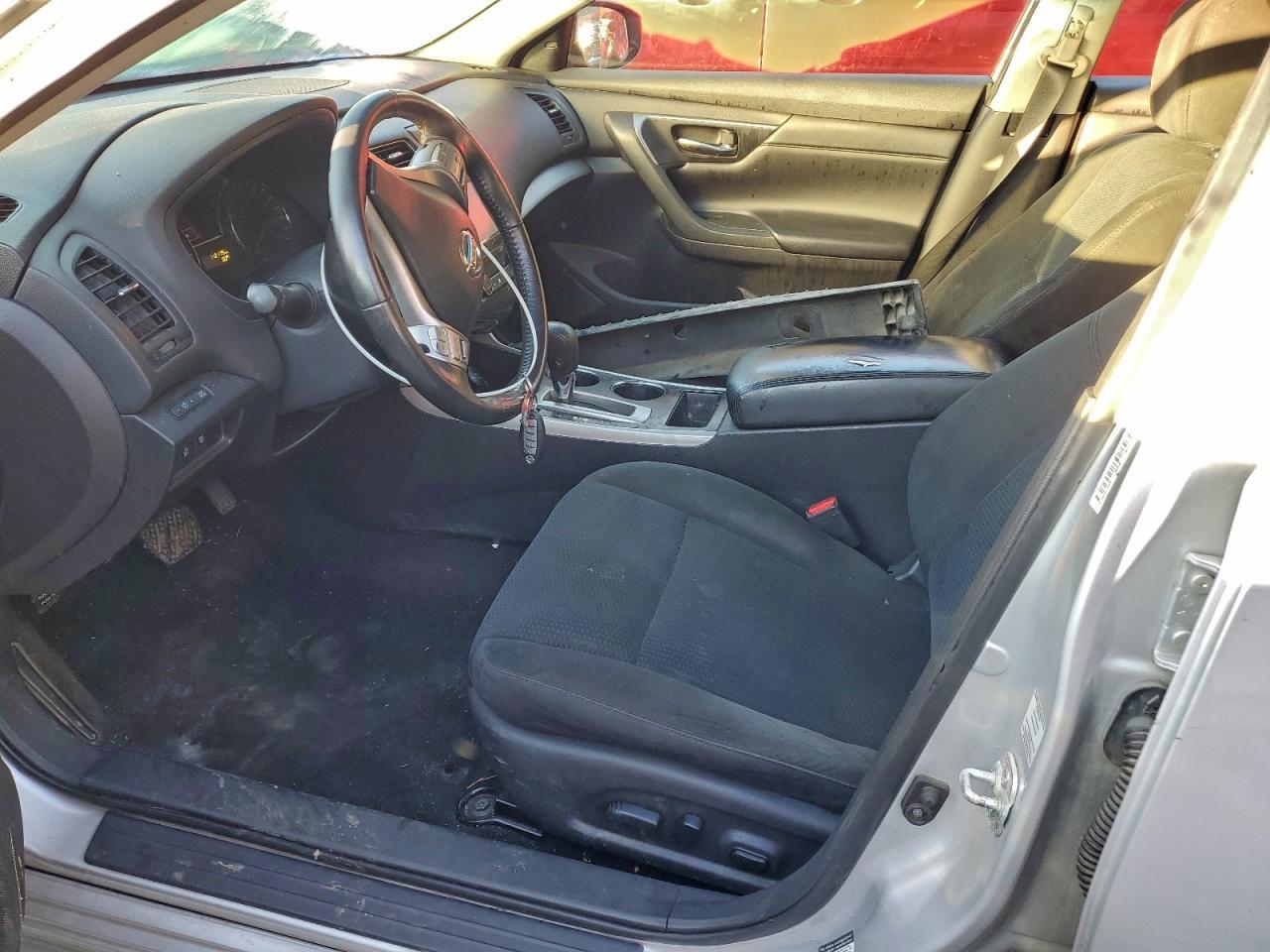 2015 Nissan Altima 2.5 - Image 7