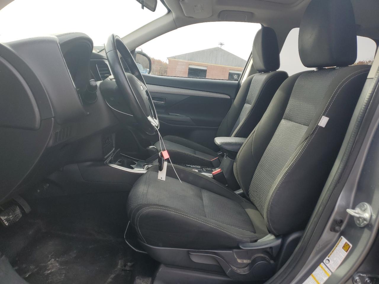 2018 Mitsubishi Outlander Se - Image 7