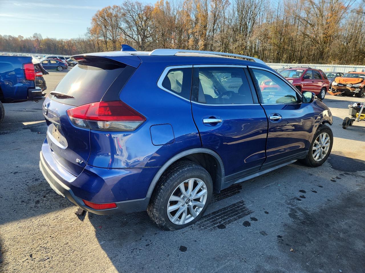 2018 Nissan Rogue S - Image 3
