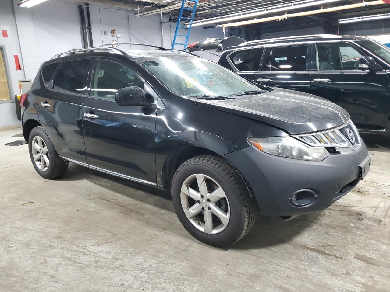 2010 Nissan Murano S - Фото 4