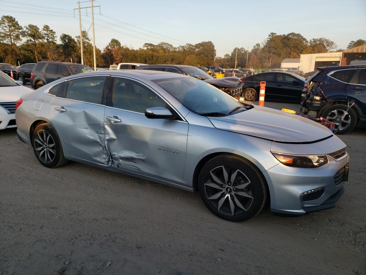 2017 Chevrolet Malibu Lt - Фото 4