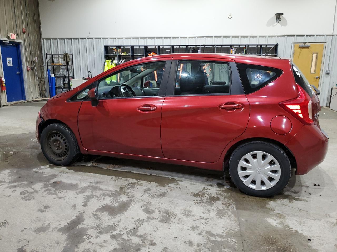 2016 Nissan Versa Note S - Фото 2