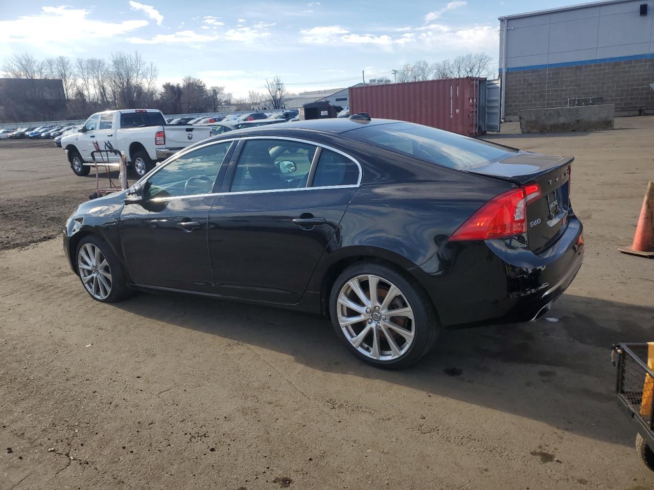 2018 Volvo S60 Inscription - Фото 2